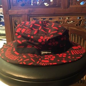 Patagonia River Hat red small